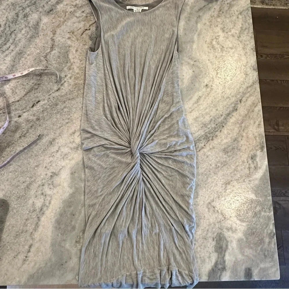 Diane von Furstenberg Alastrina Draped Knot Front Jersey Silk Dress Size 8 - Picture 14 of 14